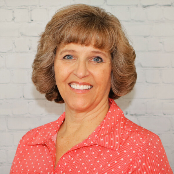 Photo of Laurie Reeve Photo of Laurie Reeve