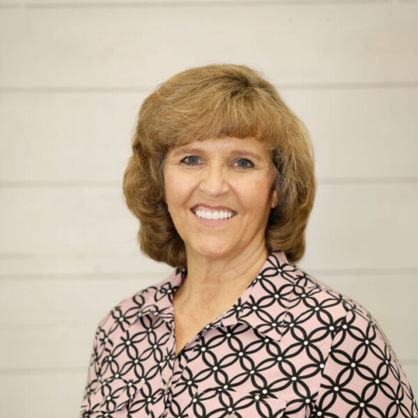 Photo of Laurie Reeve Photo of Laurie Reeve